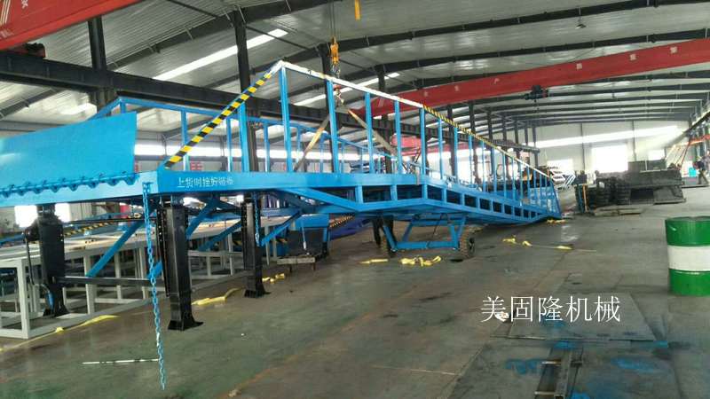 图木舒克移动式登车桥厂家